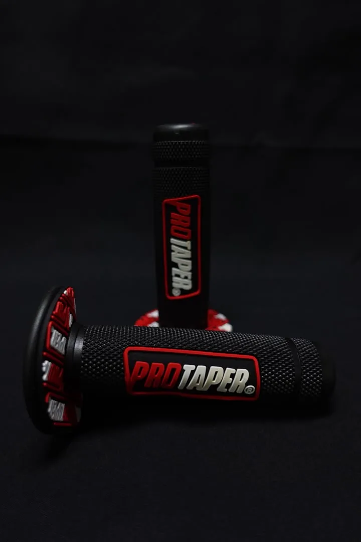 Pro Taper Grips (Red)